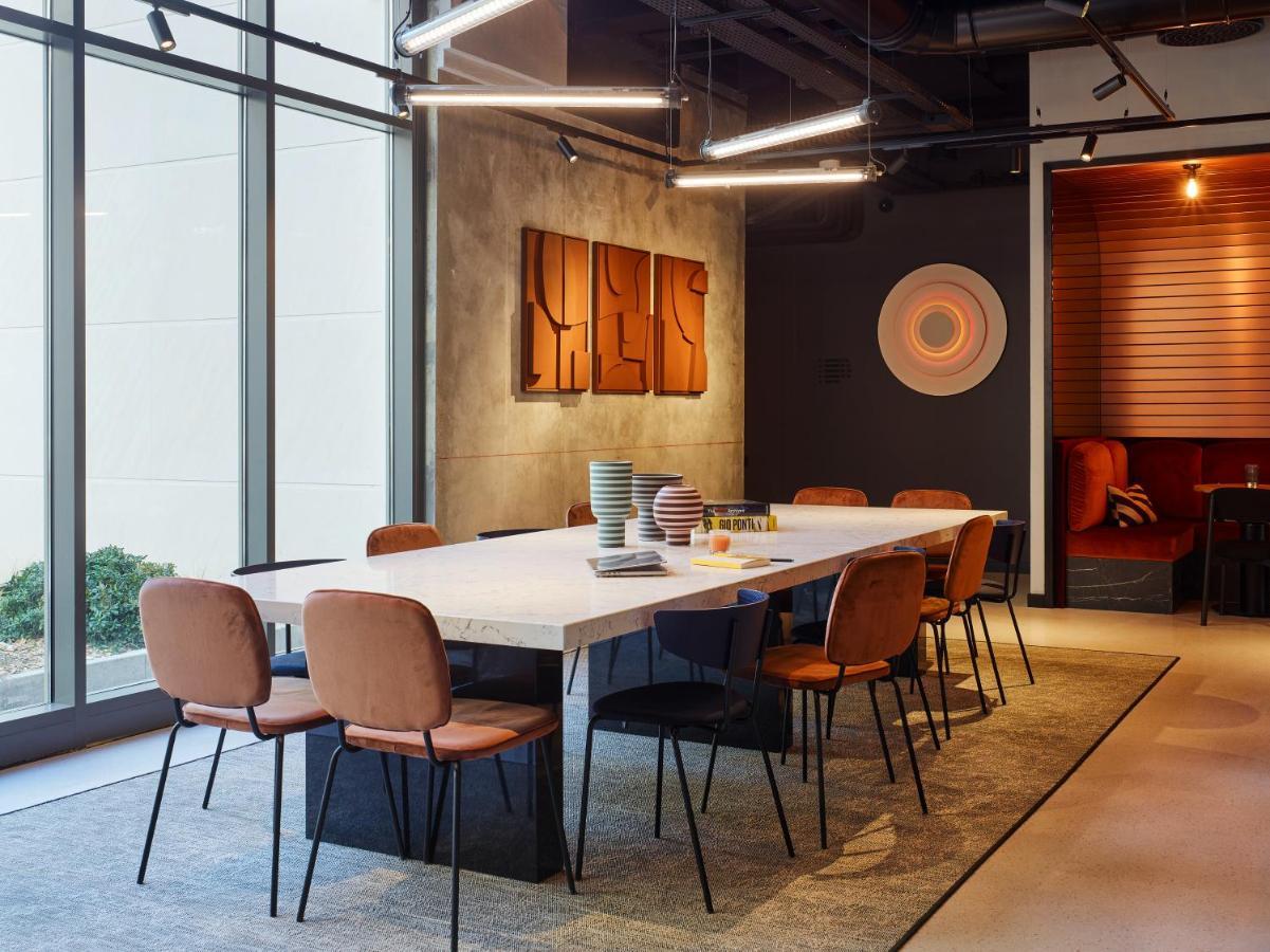 Tribe Paris Saint Ouen Hotel Exterior photo