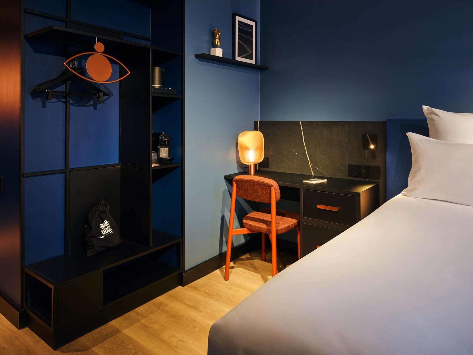 Tribe Paris Saint Ouen Hotel Exterior photo